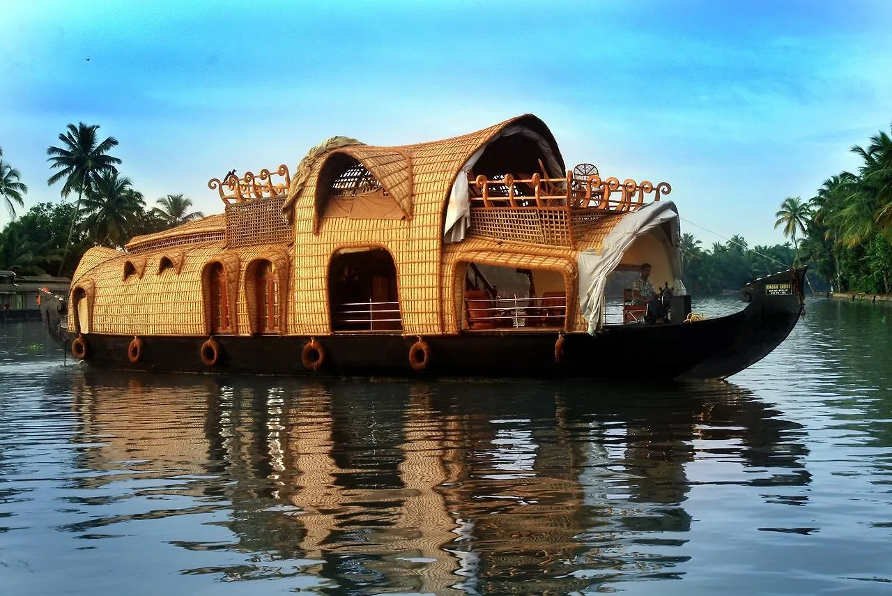 Cassells Jungle Resorts Thekkady Vandiperiyar